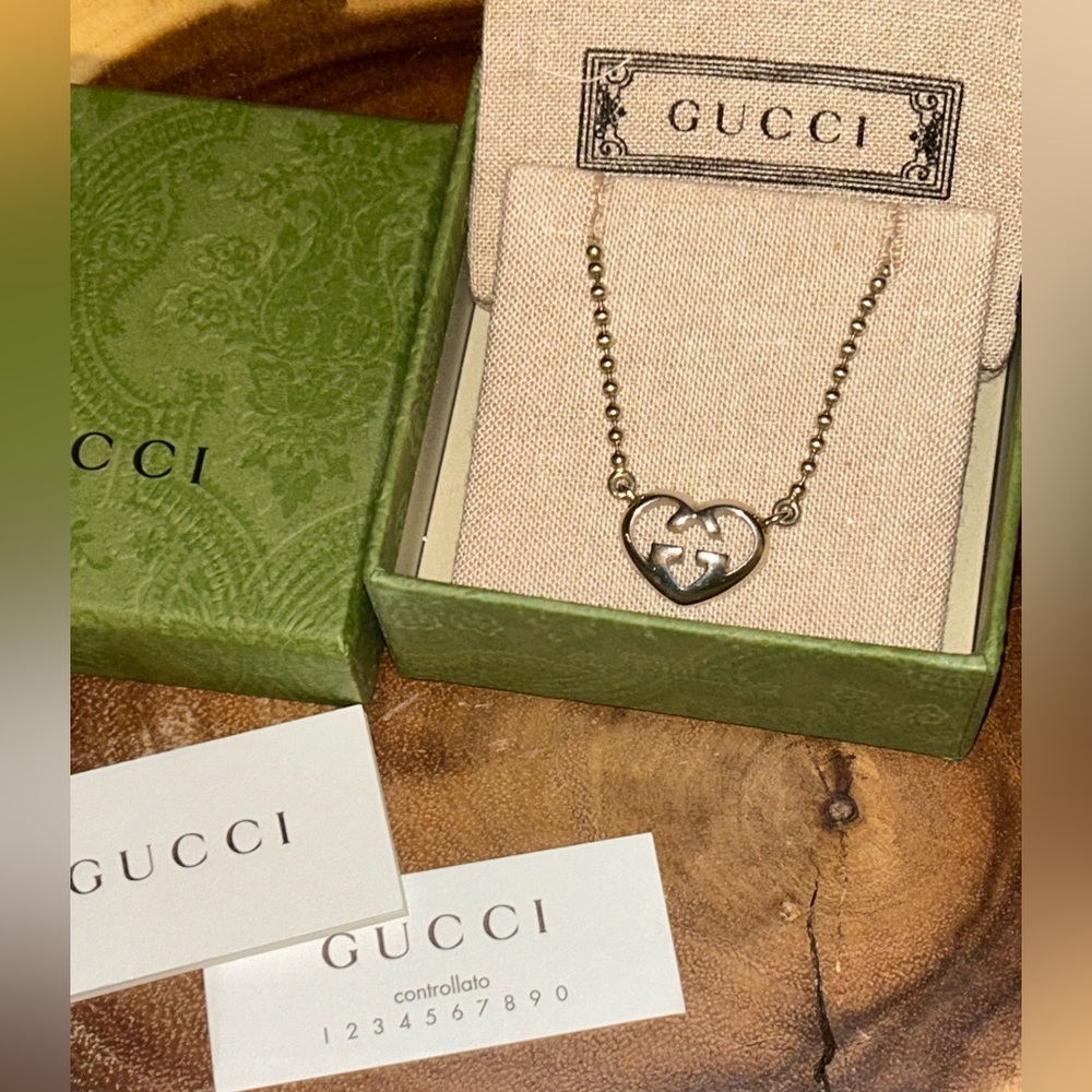 /sold/💯 Gucci “Love Britt” Interlocking G Pendant with Necklace - Picture 3 of 15